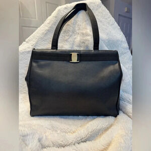 EUC Vintage Salvatore Ferragamo Vara Tote in Exotic Lizard